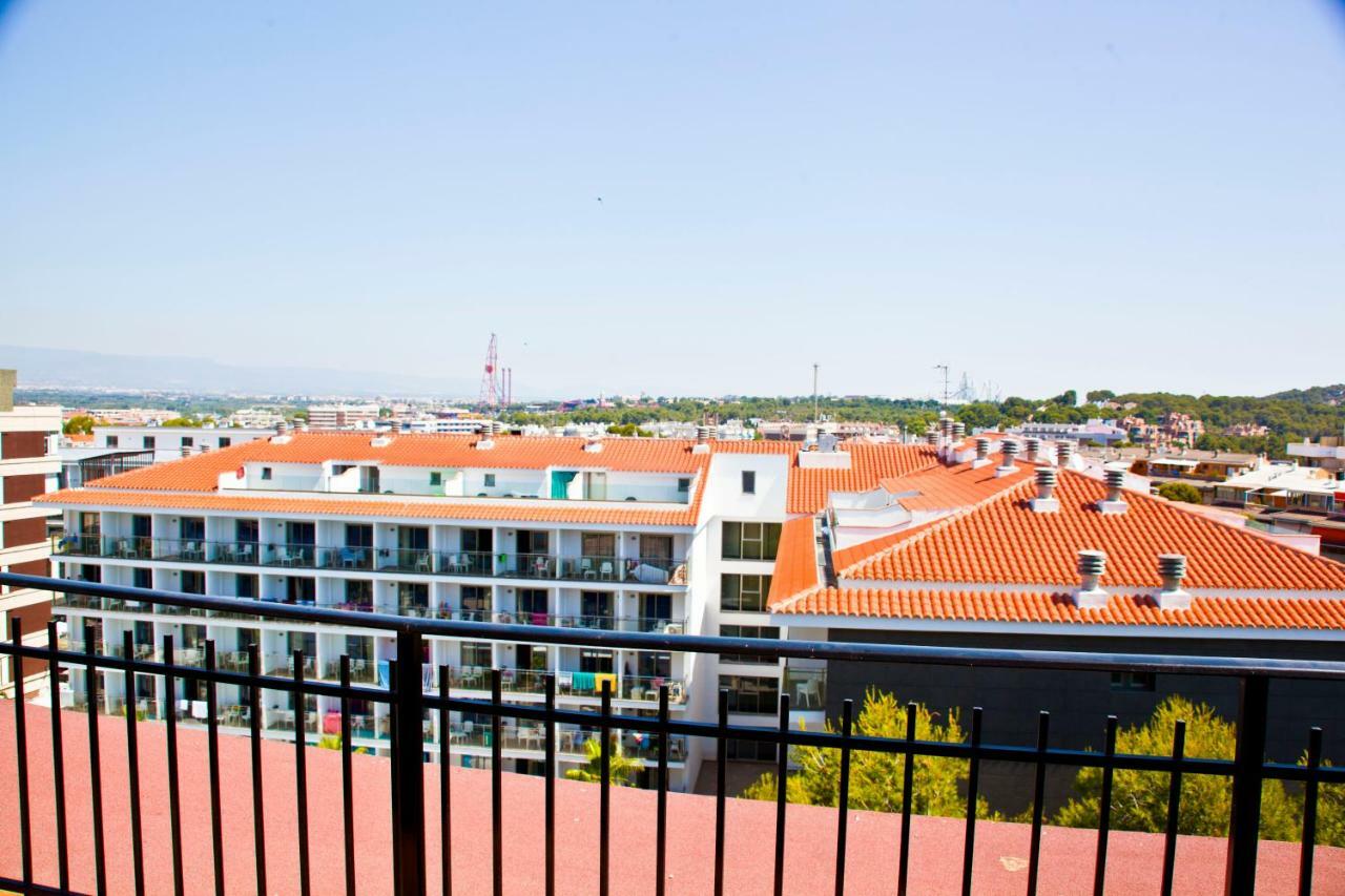 Apartamento En Salou Con Las Vistas Al Port Aventura Esterno foto
