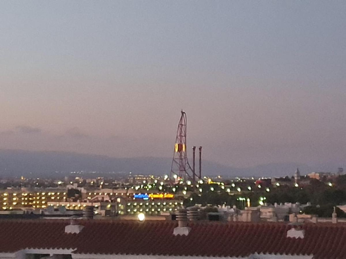 Apartamento En Salou Con Las Vistas Al Port Aventura Esterno foto