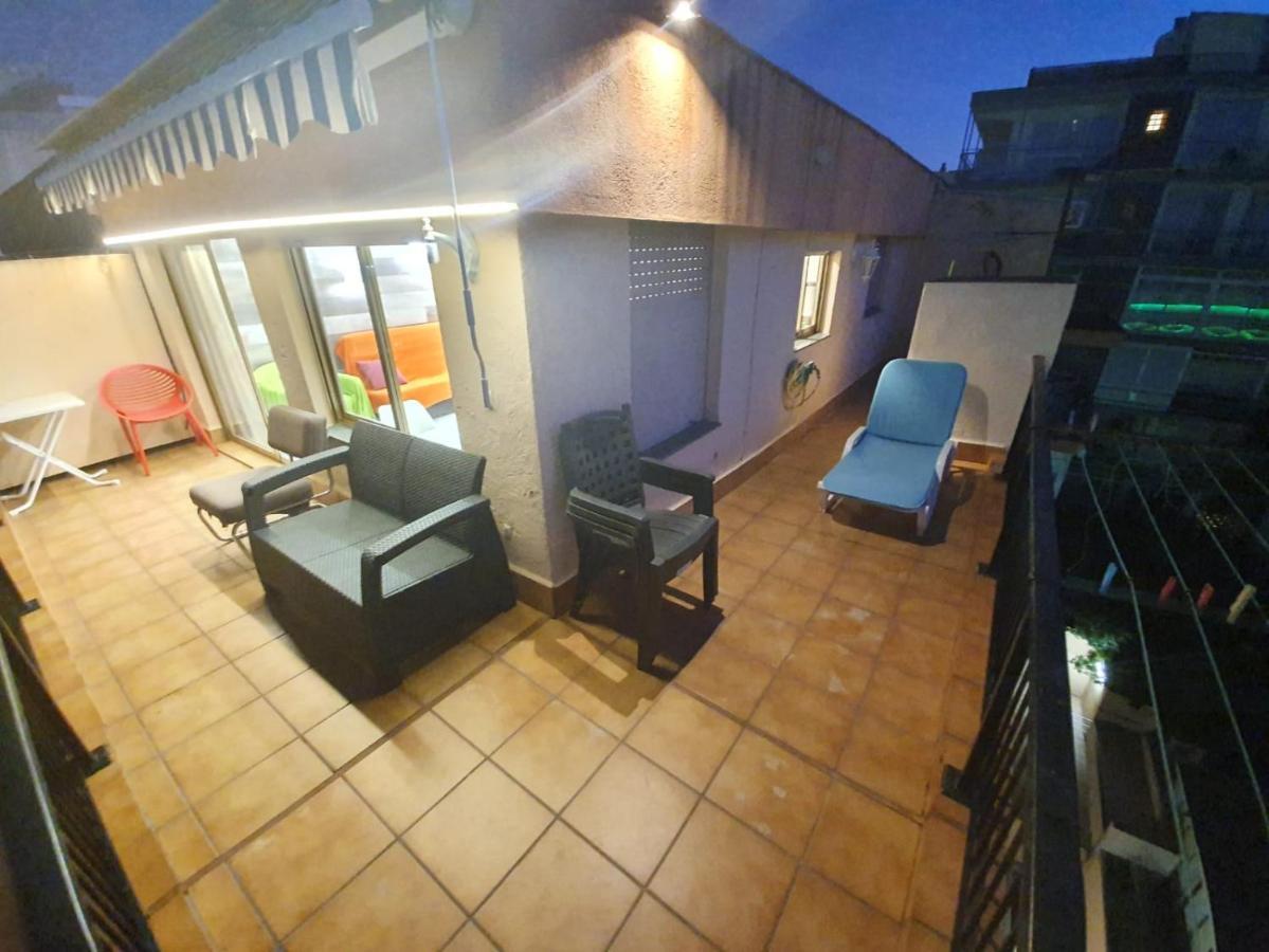 Apartamento En Salou Con Las Vistas Al Port Aventura Esterno foto